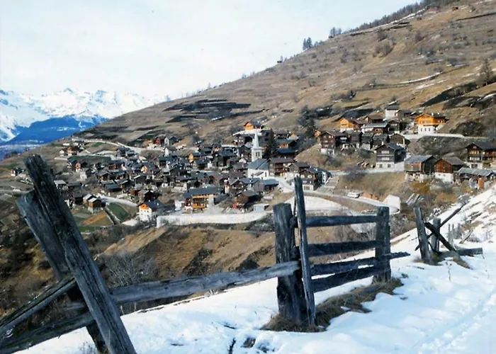 Апартаменты La Chaumiere D'herens *