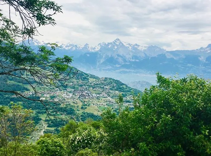 Апартаменты La Chaumiere D'herens *